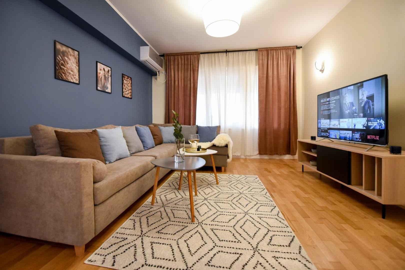 Living At Its - Spacious 2 Bedroom On Calea Victoriei Appartamento Bucarest