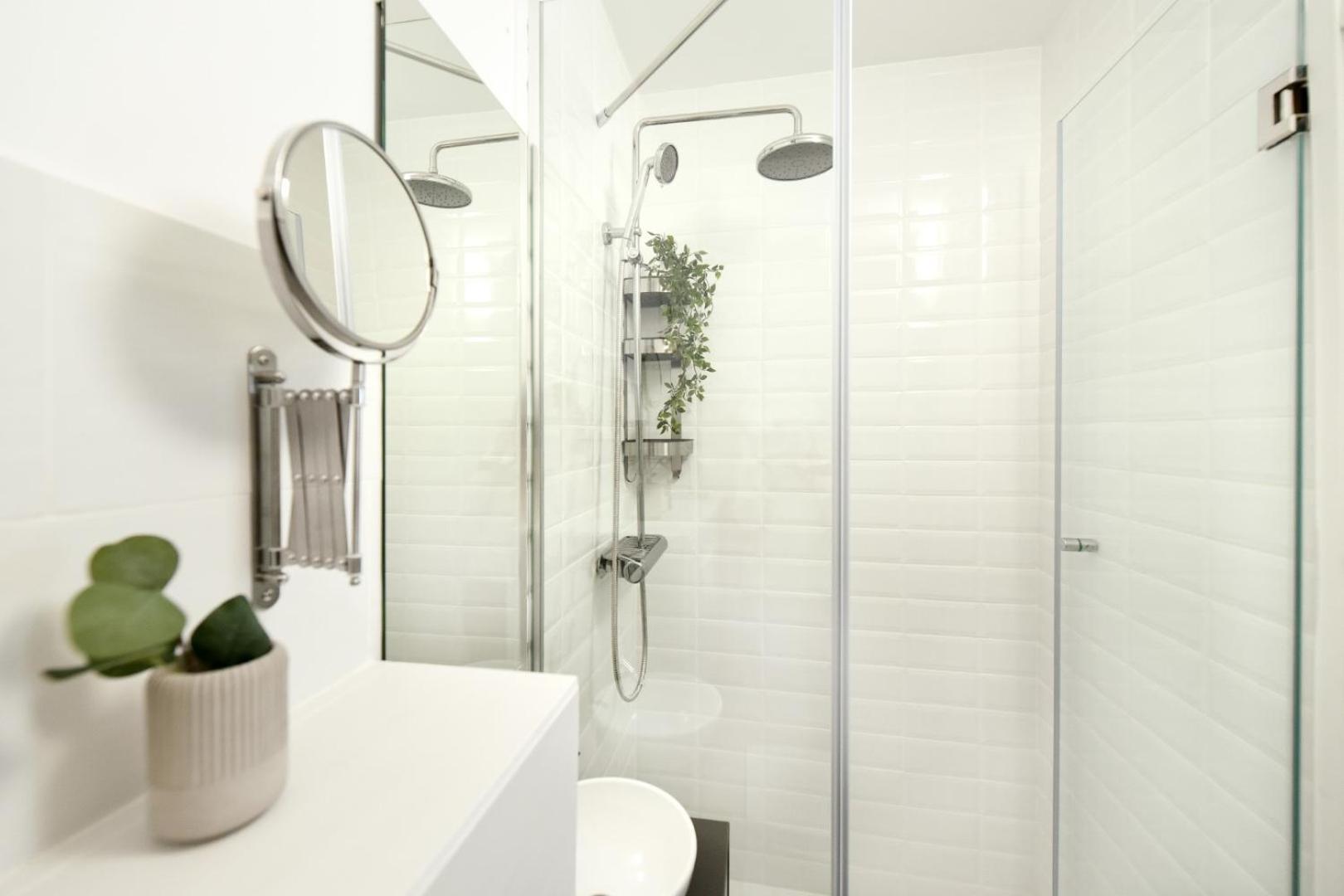 Living At Its - Spacious 2 Bedroom On Calea Victoriei * Bucarest